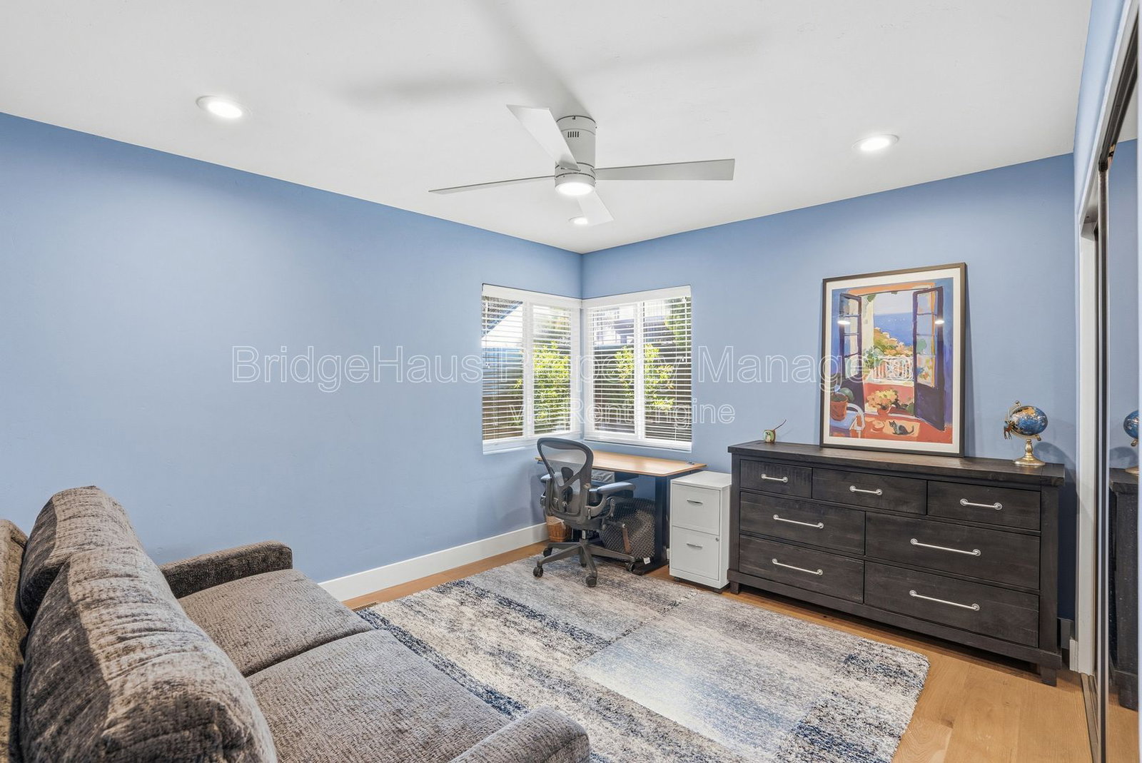 Gallery Image 19