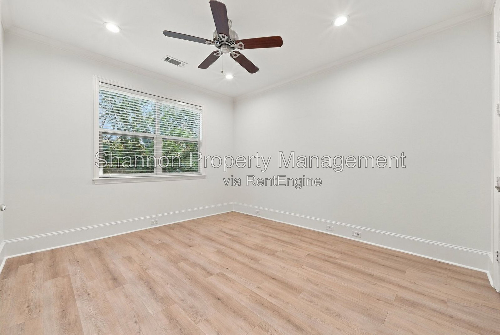 Gallery Image 21