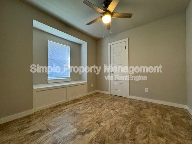 Gallery Image 15