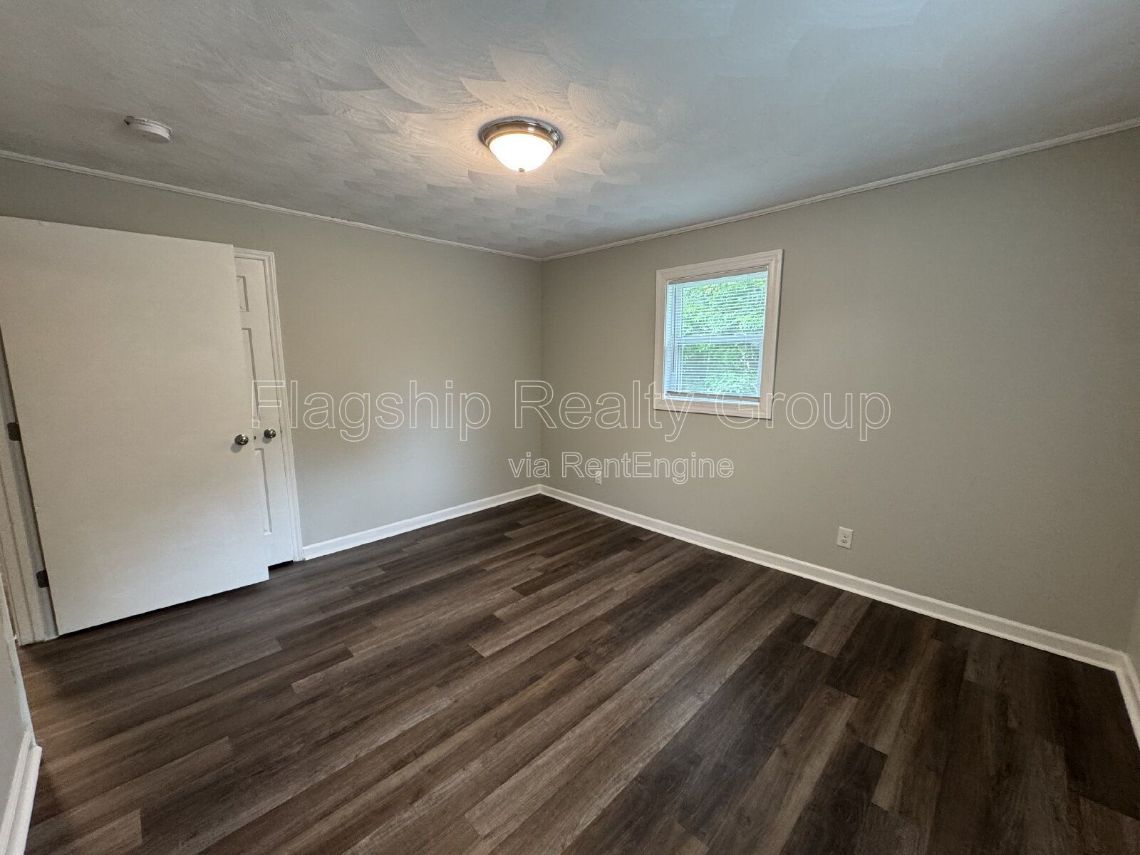 Gallery Image 32