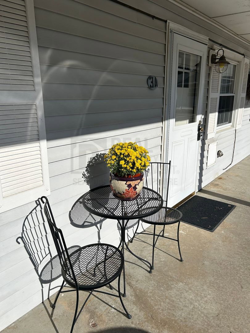 Gallery Image 17