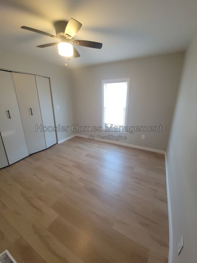 Gallery Image 18