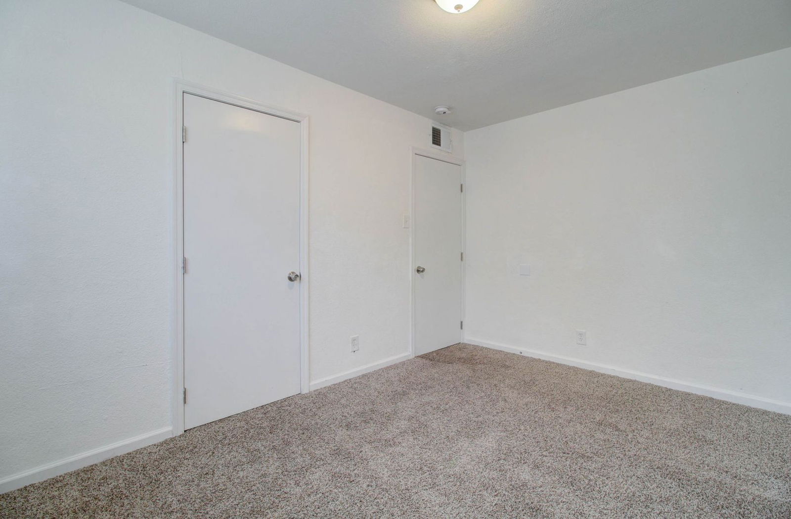 Gallery Image 19