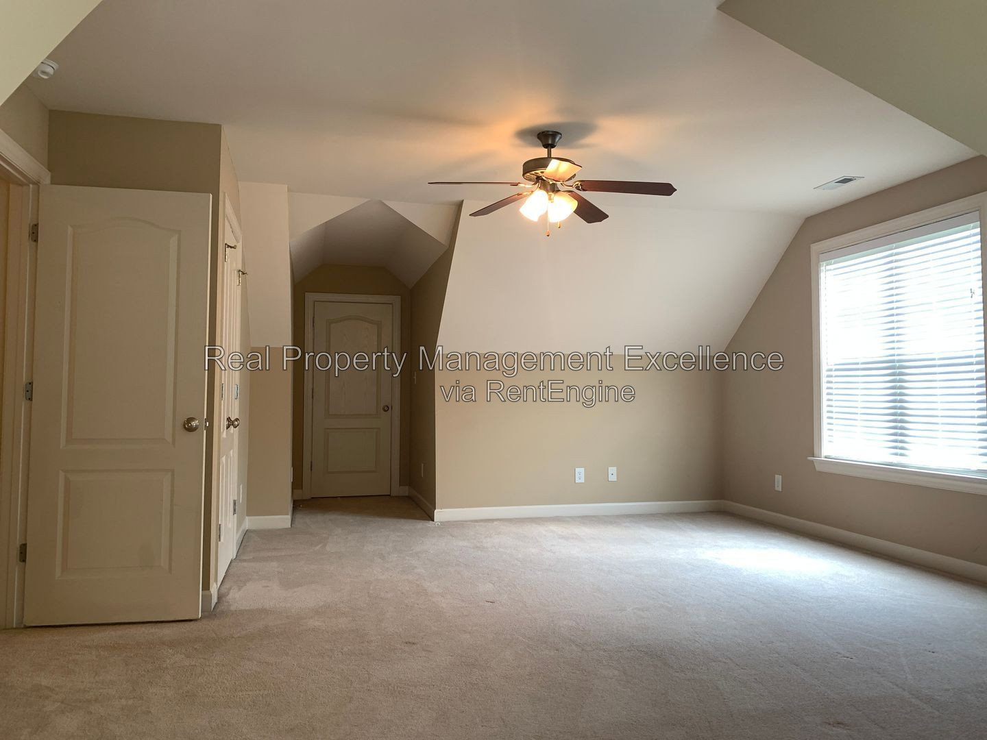 Gallery Image 29