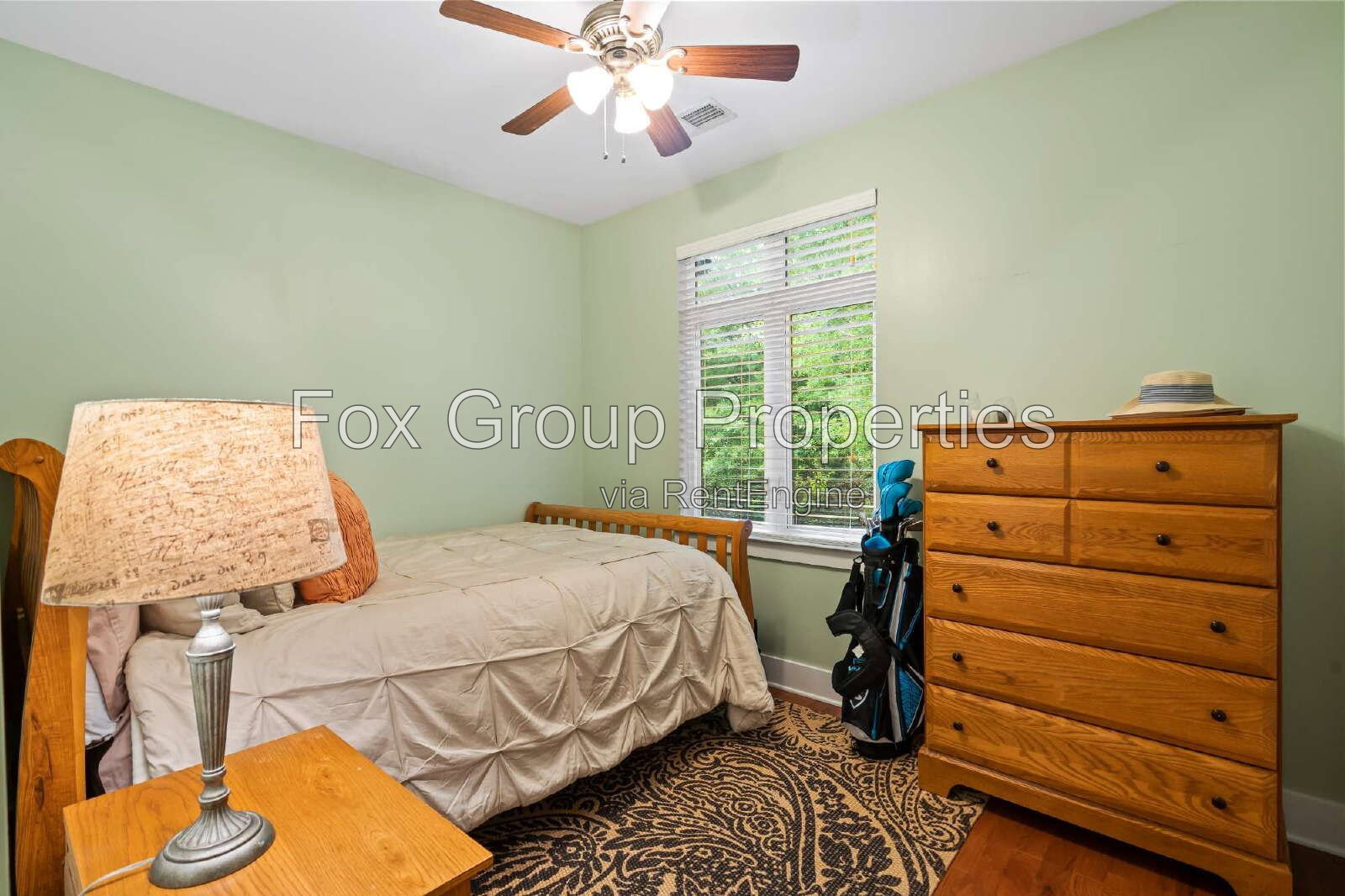 Gallery Image 17