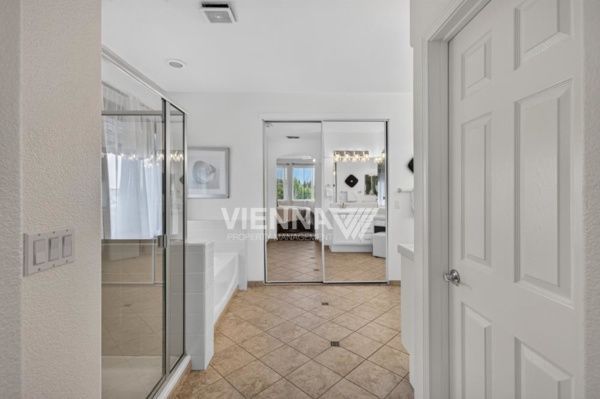 Gallery Image 41