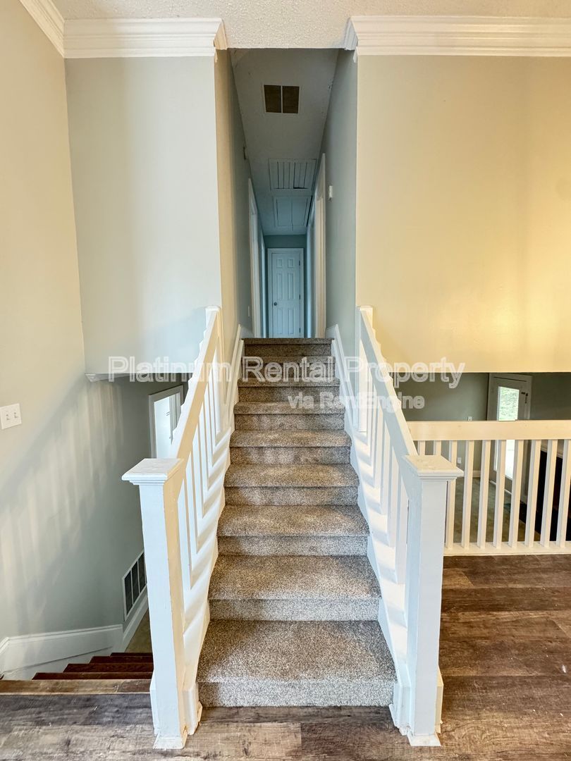 Gallery Image 16
