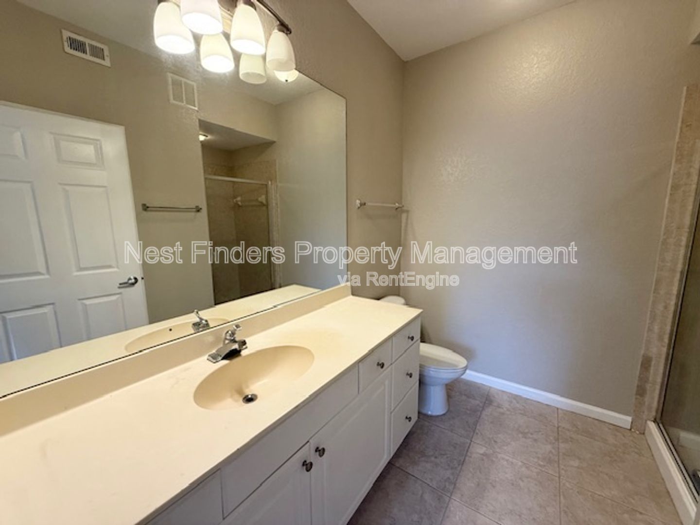 Gallery Image 20
