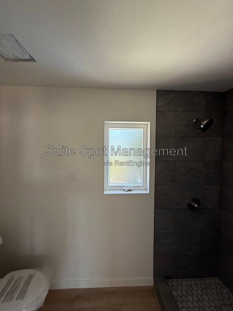 Gallery Image 25