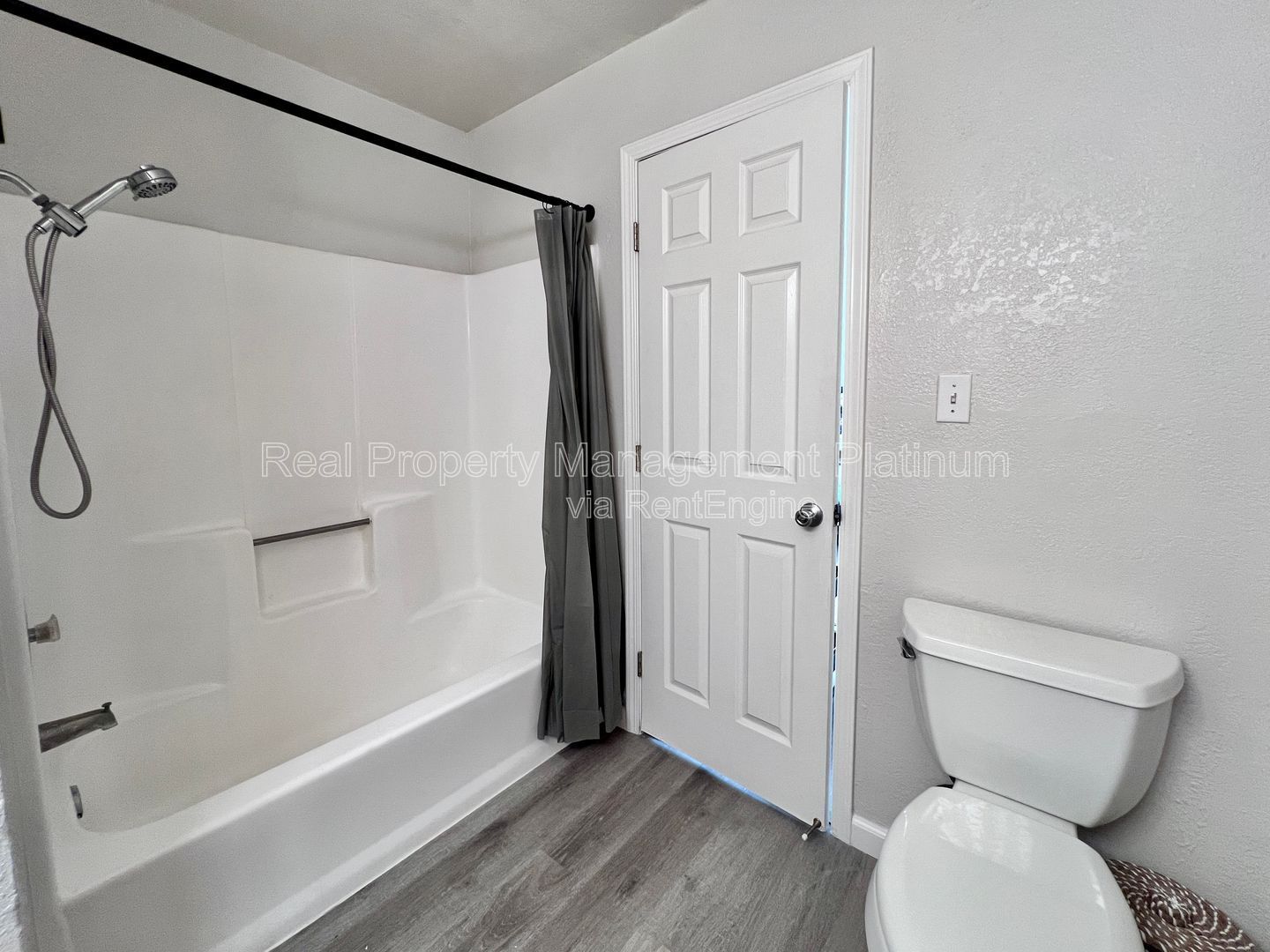 Gallery Image 15
