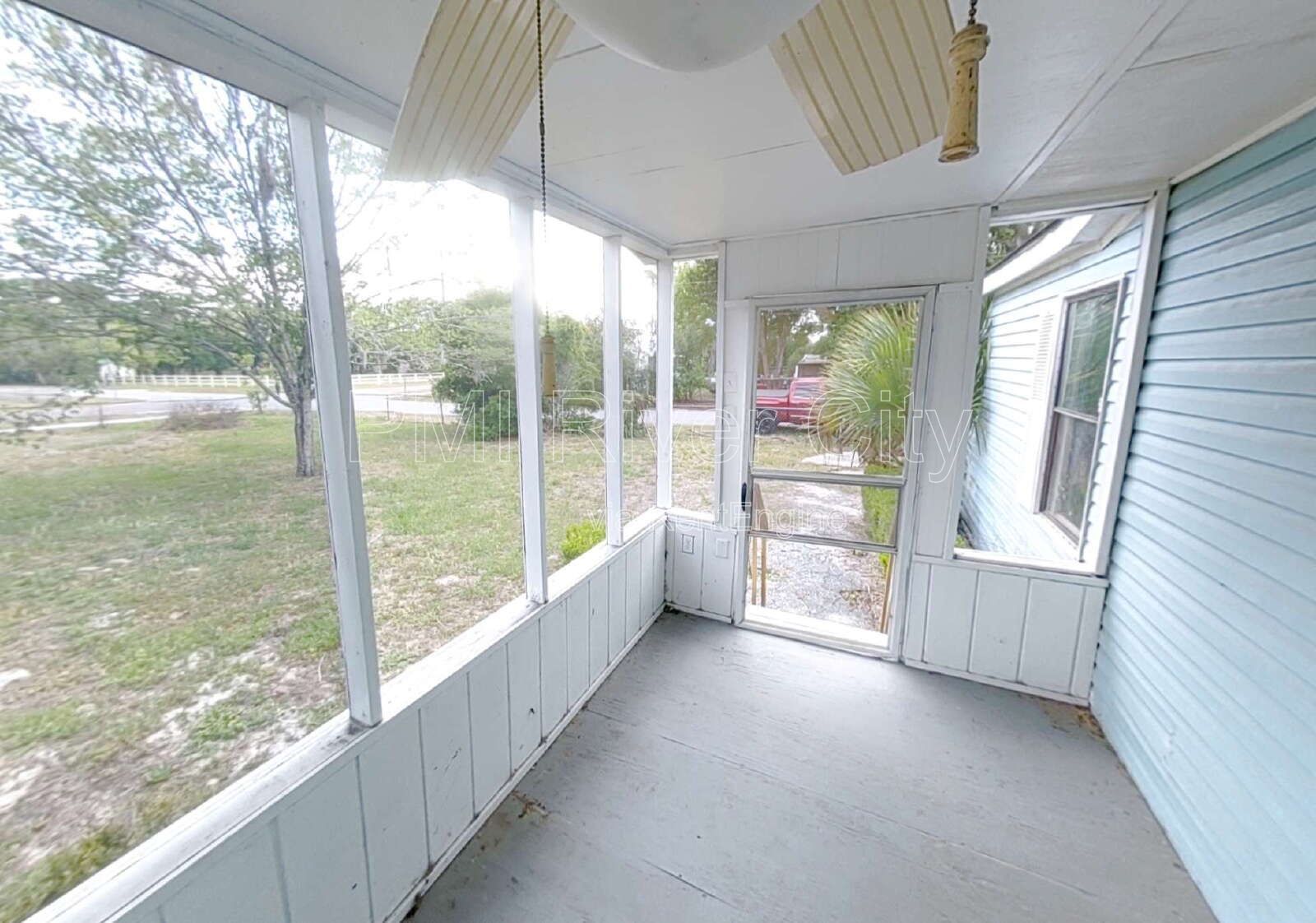Gallery Image 16