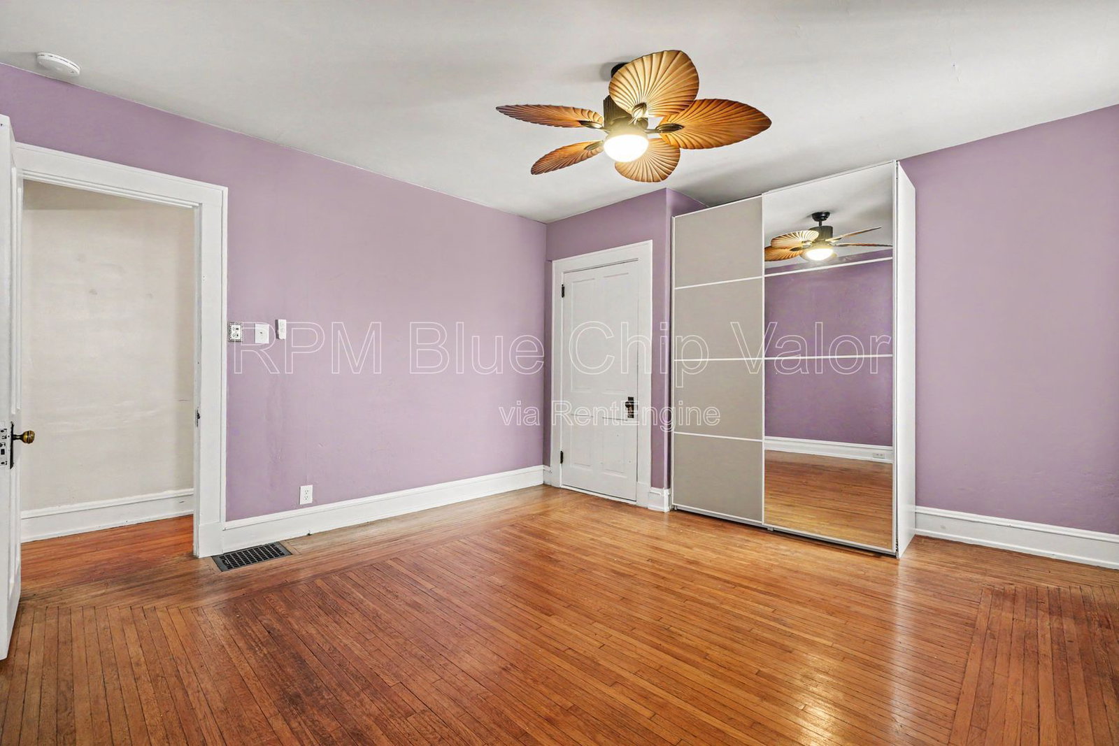 Gallery Image 15