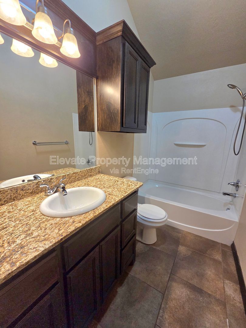 Gallery Image 14