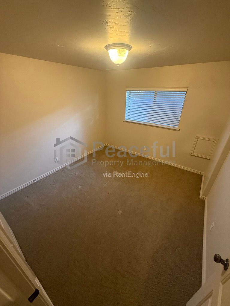 Gallery Image 16