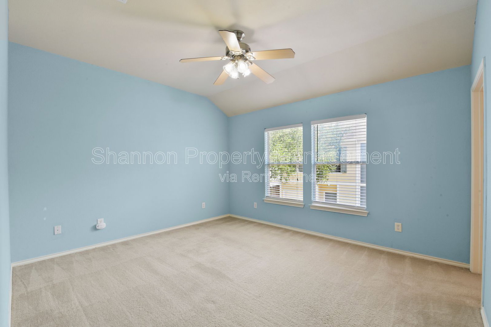 Gallery Image 18