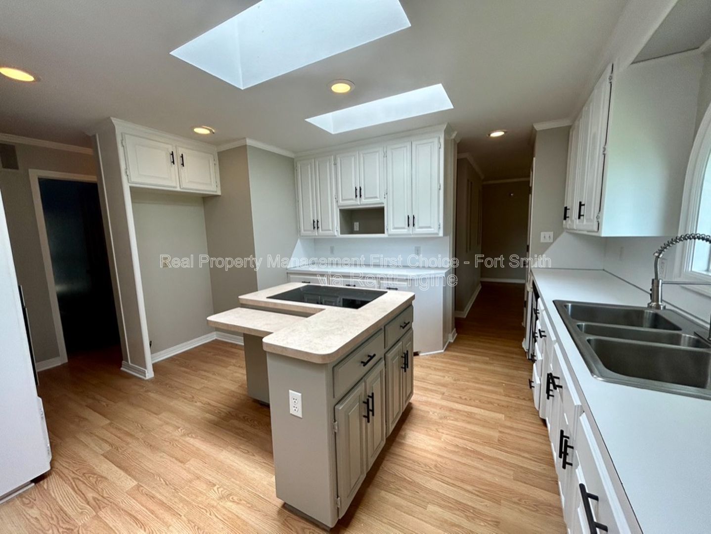 Gallery Image 17