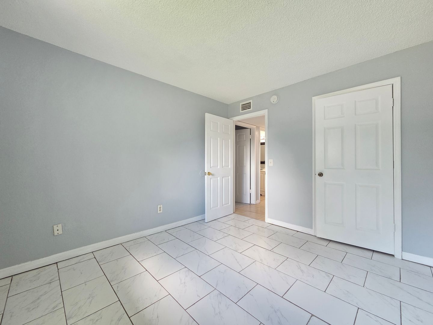 Gallery Image 19