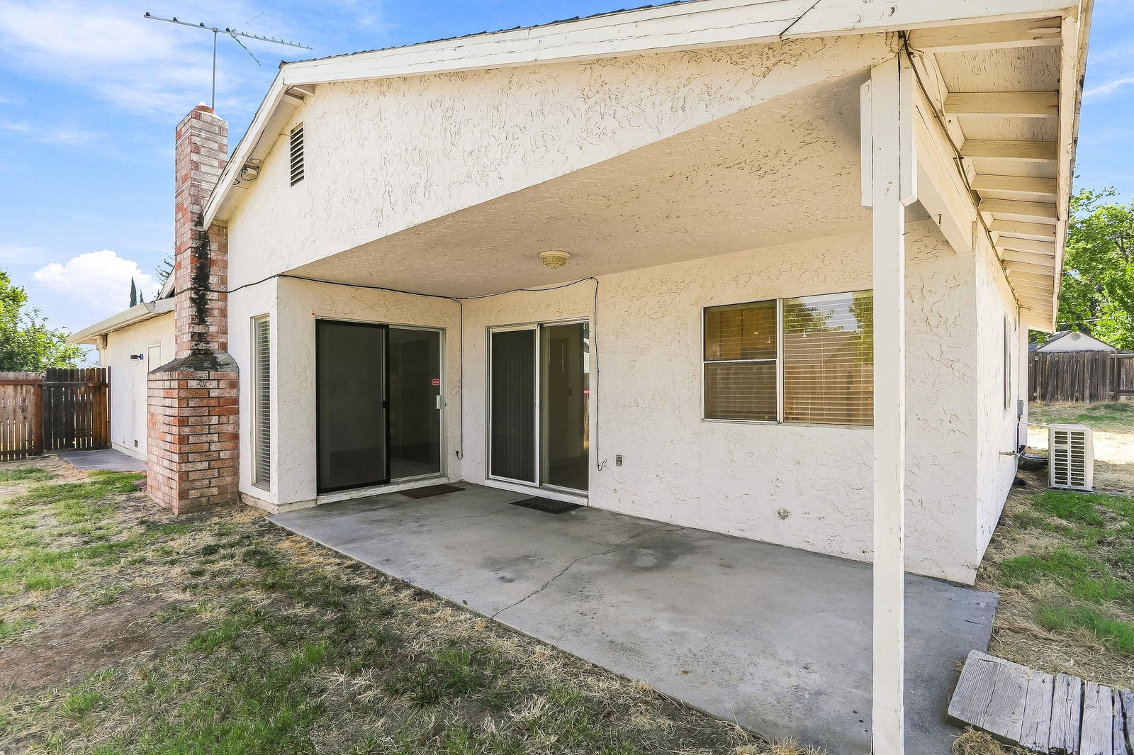 Gallery Image 16
