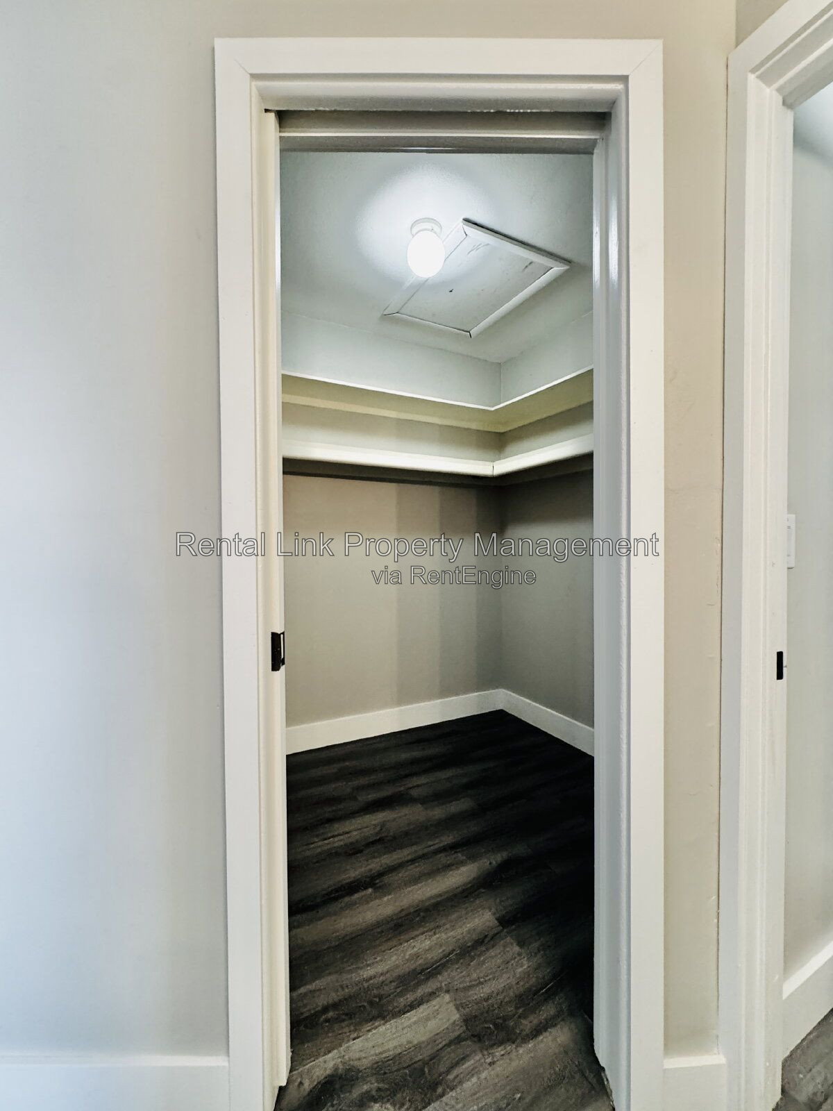 Gallery Image 19