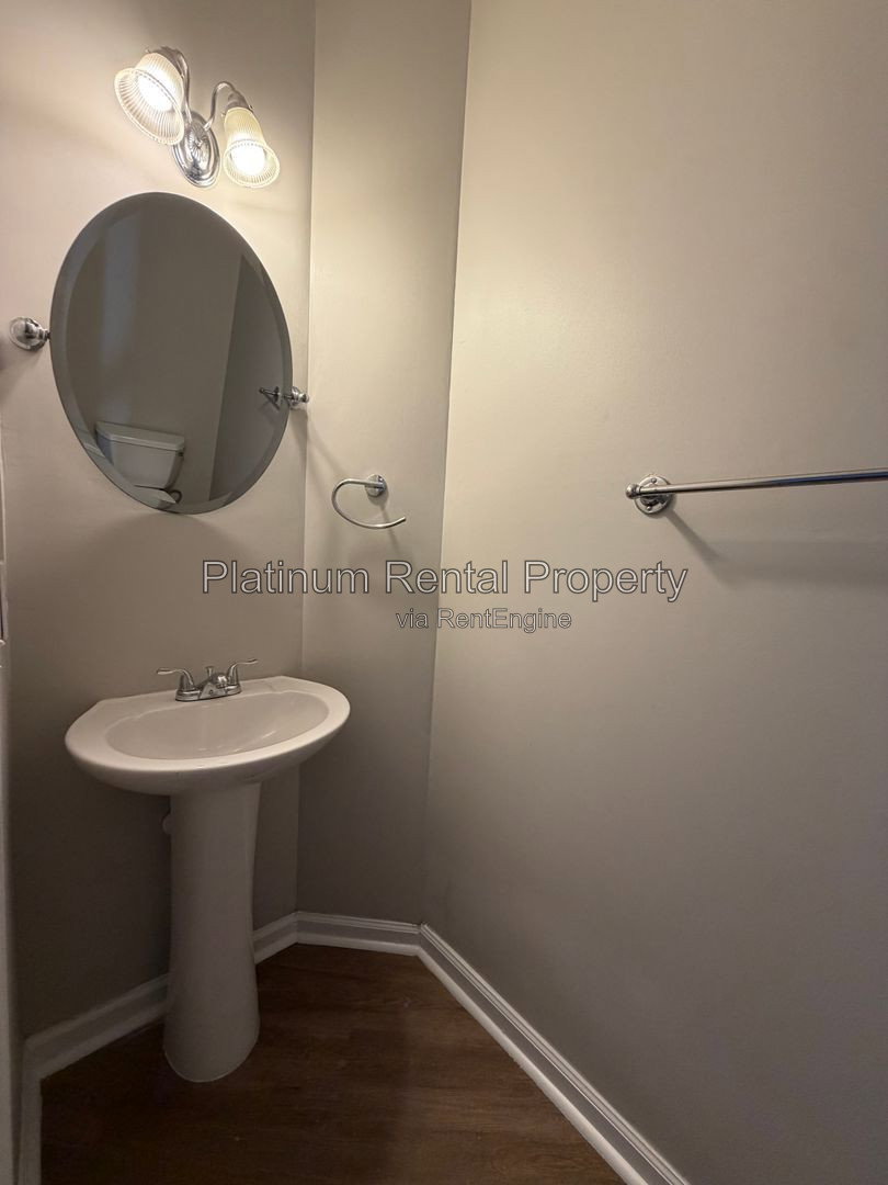 Gallery Image 10