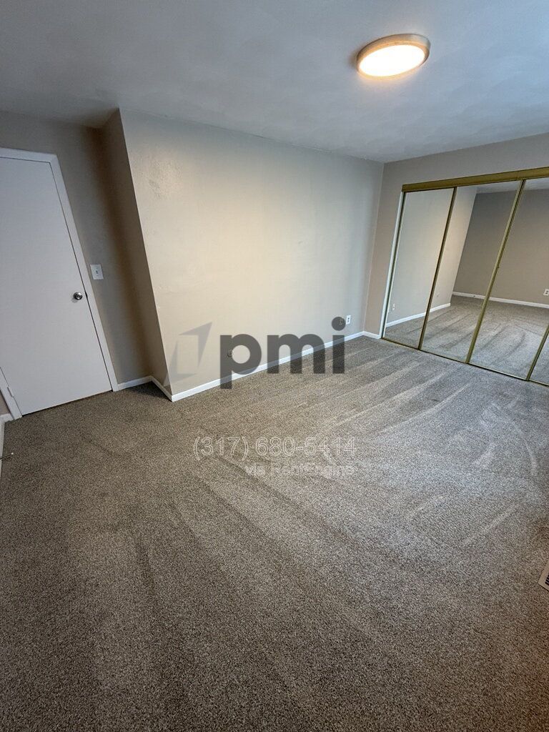 Gallery Image 19