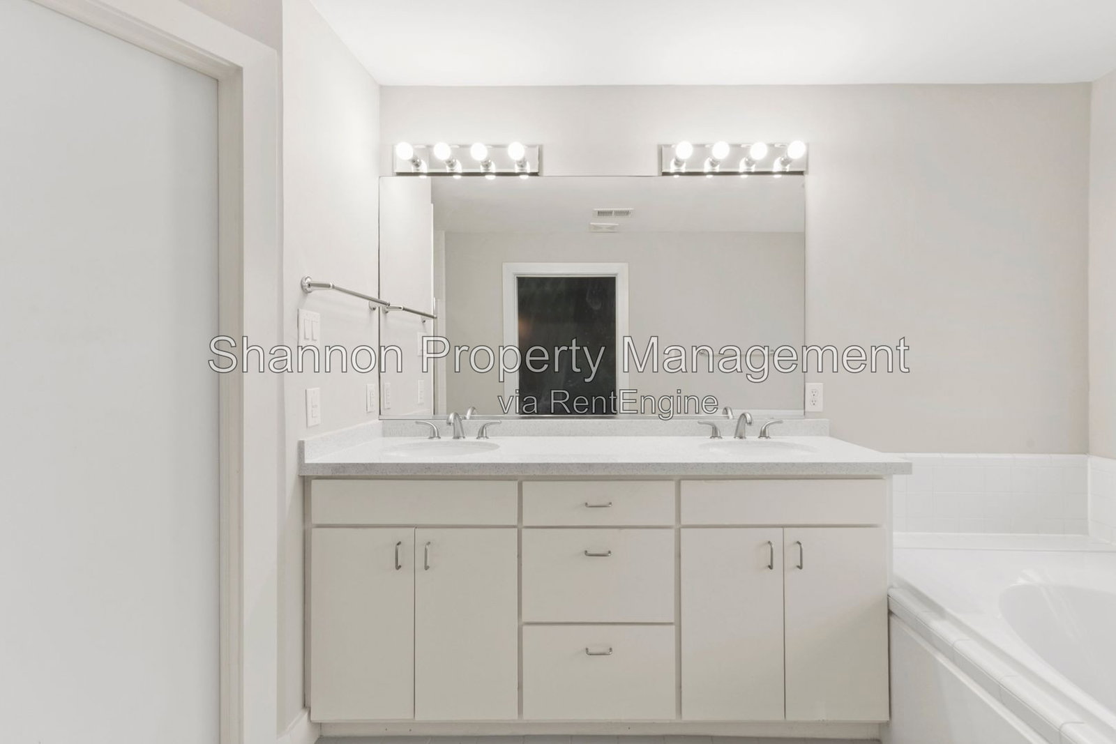 Gallery Image 38