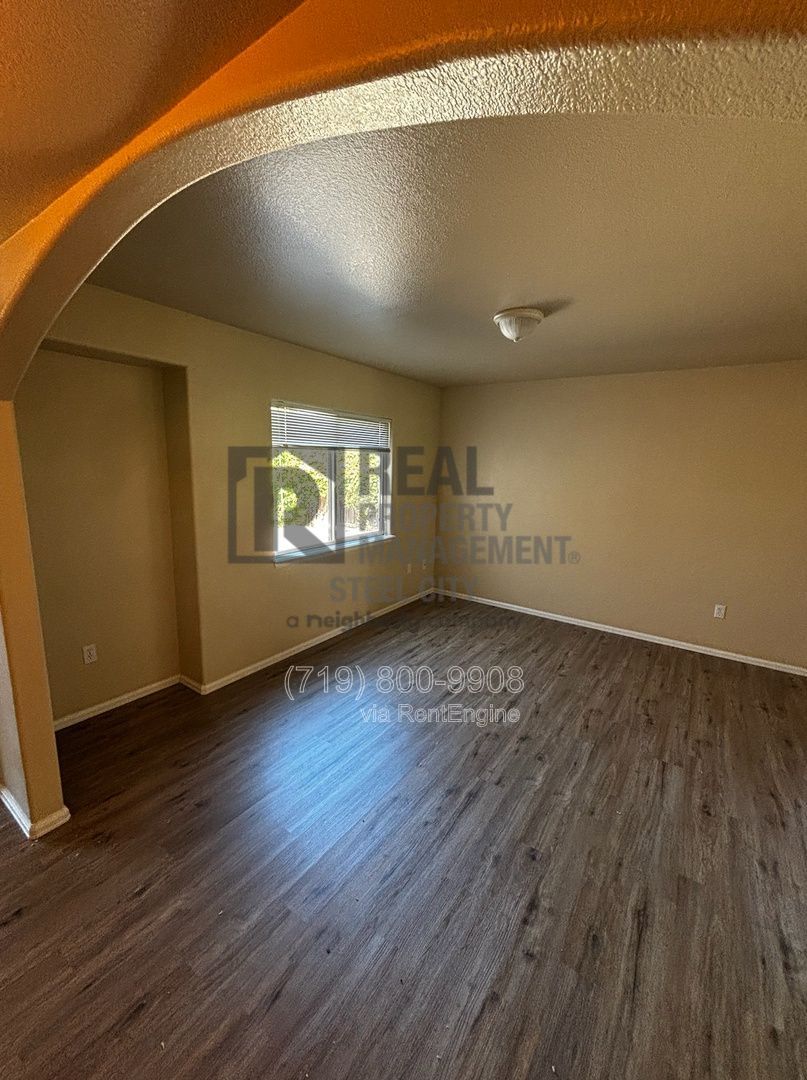 Gallery Image 14