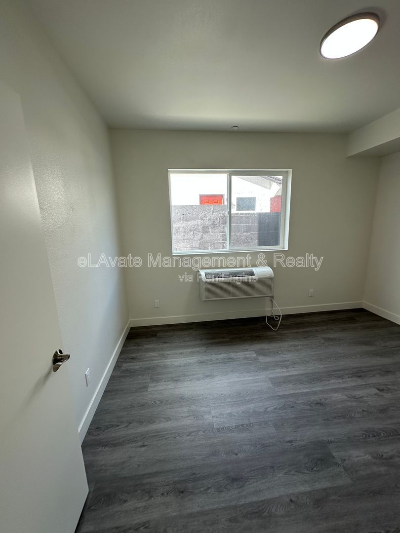 Gallery Image 11