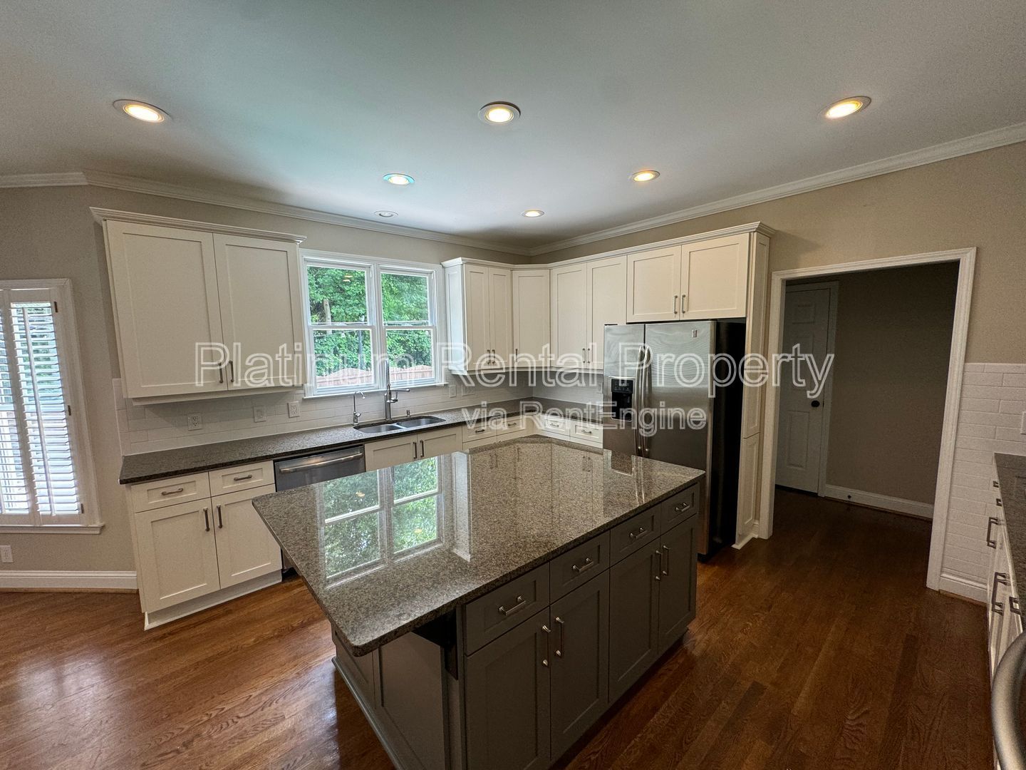 Gallery Image 17