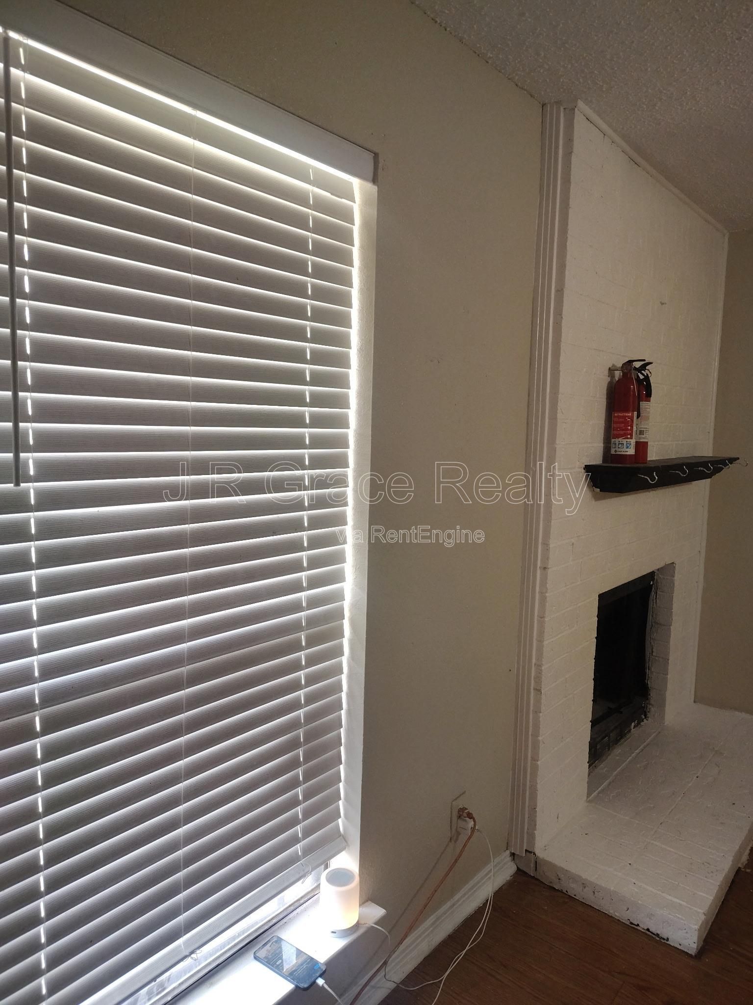 Gallery Image 13
