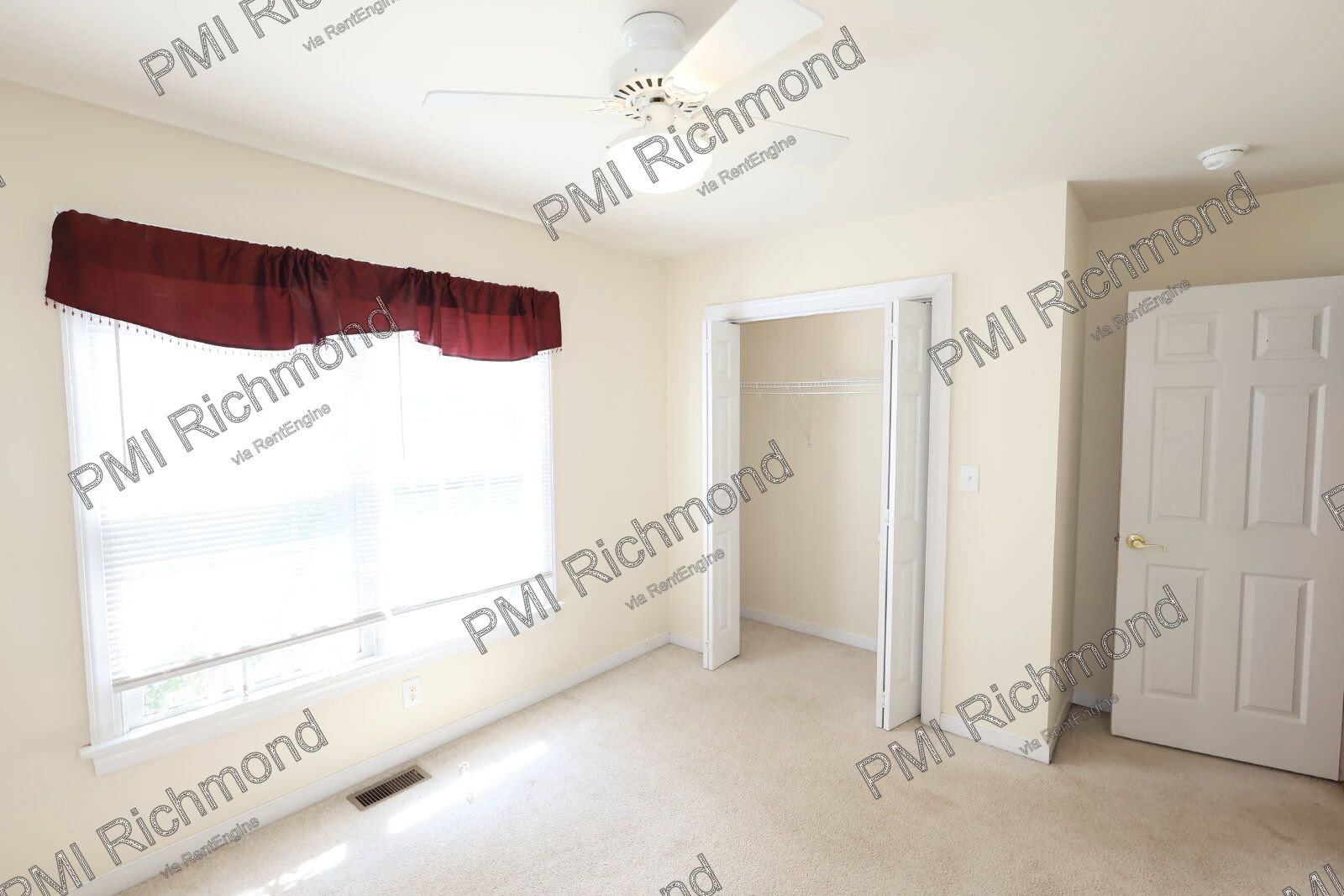 Gallery Image 16
