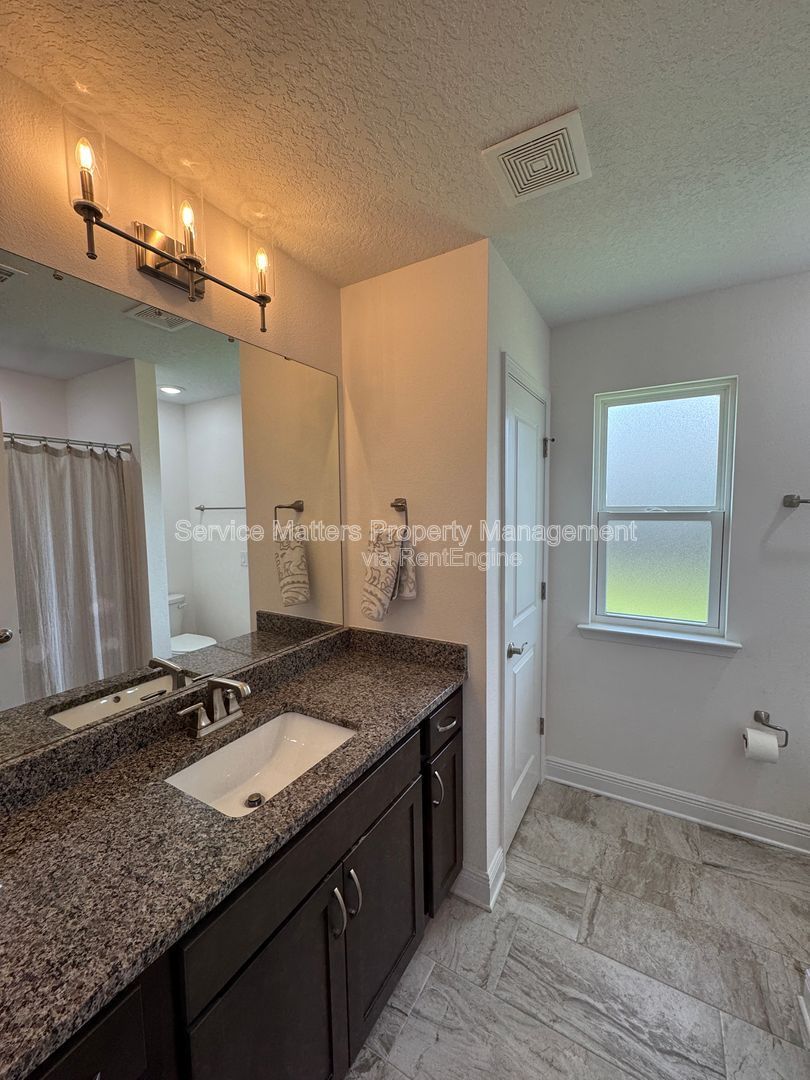 Gallery Image 18