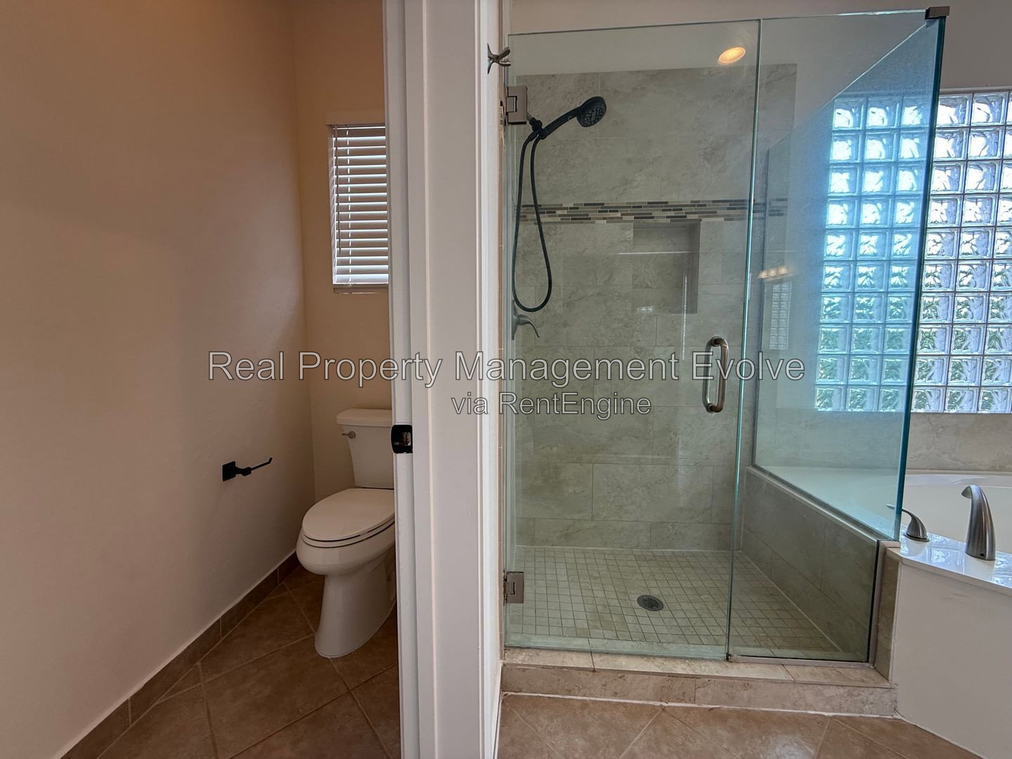 Gallery Image 41
