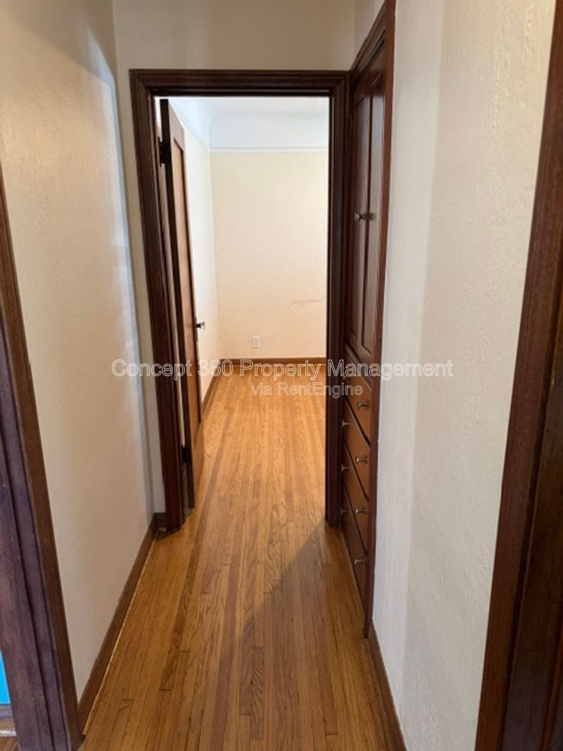 Gallery Image 44