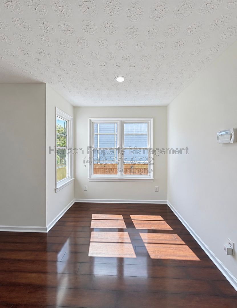 Gallery Image 8