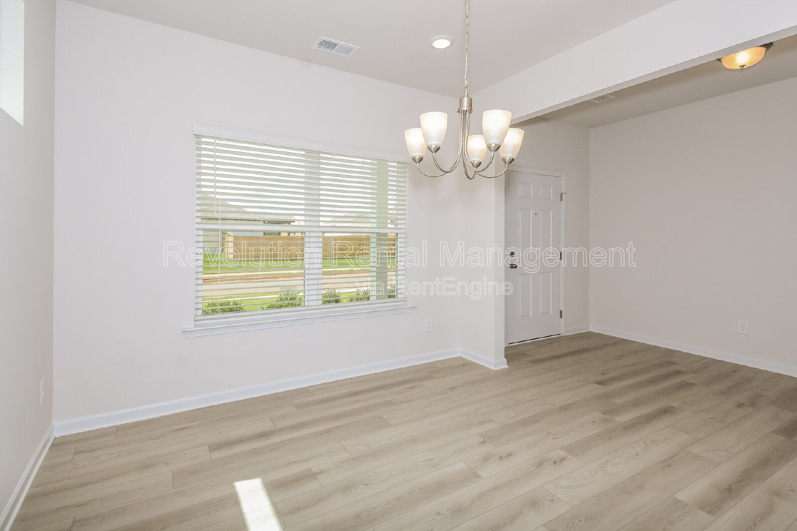 Gallery Image 18