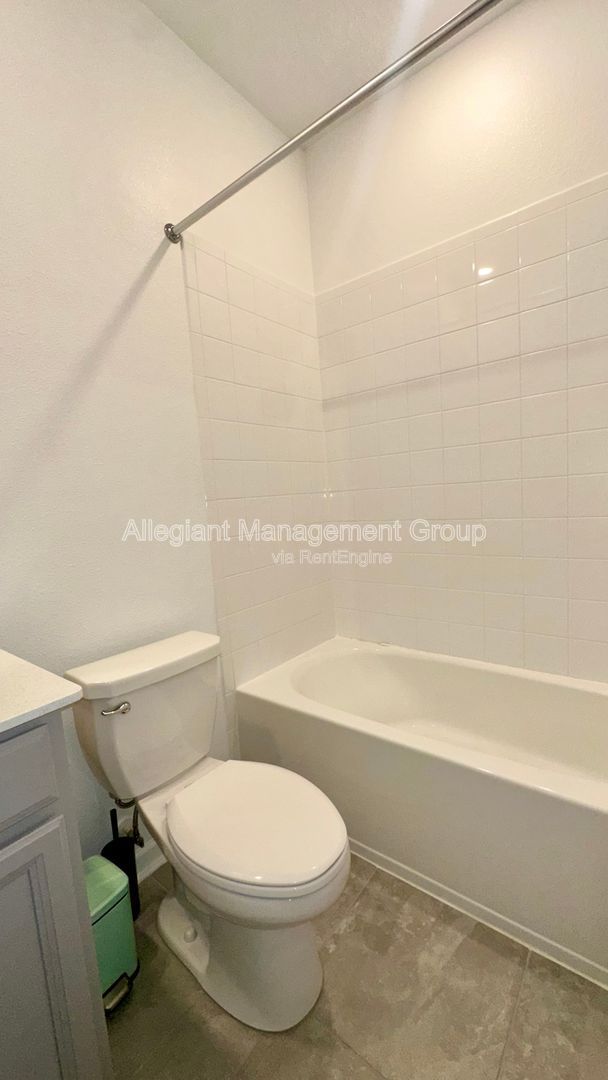 Gallery Image 41