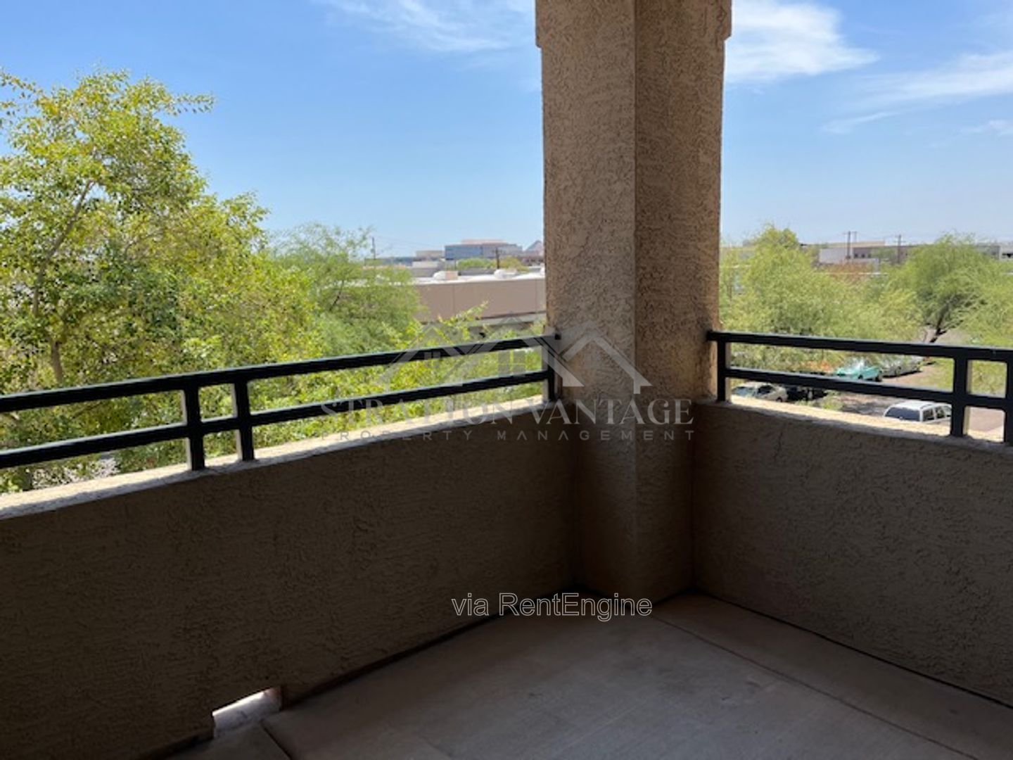 Gallery Image 16
