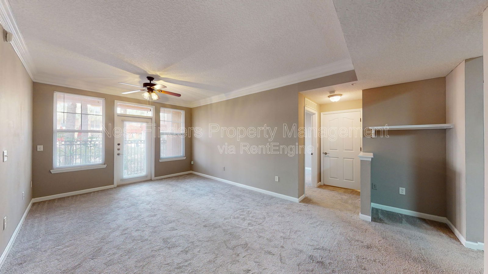 Gallery Image 0