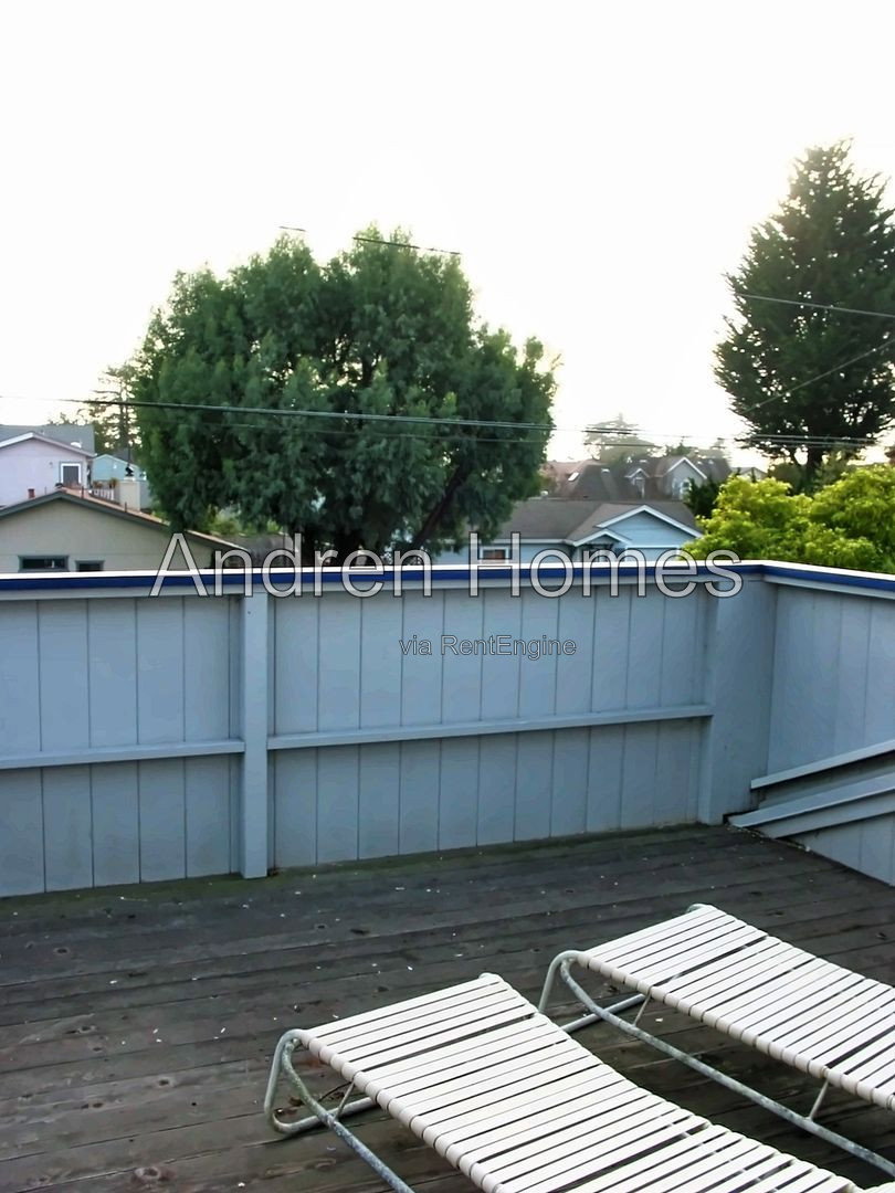 Gallery Image 17