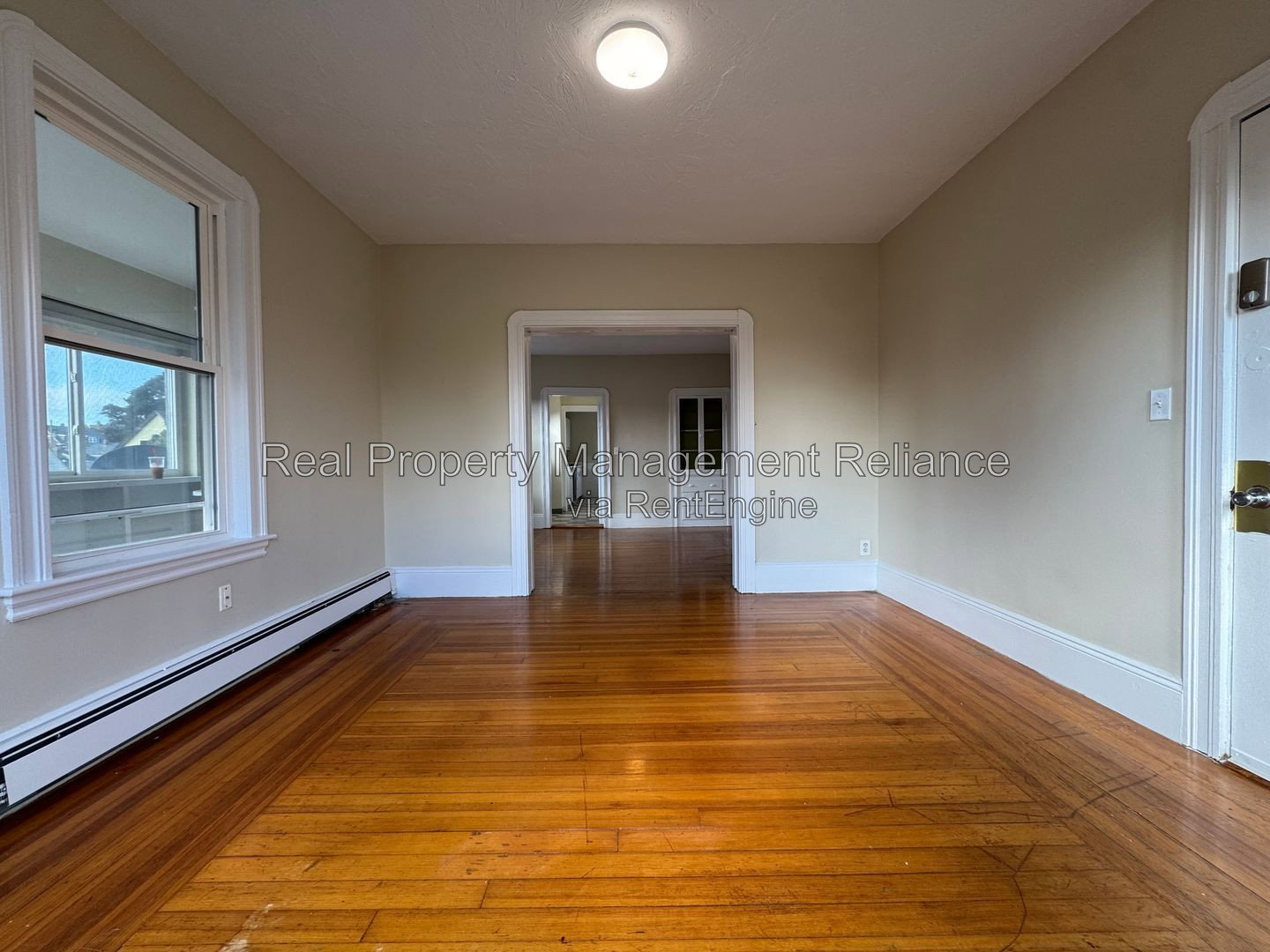 Gallery Image 0