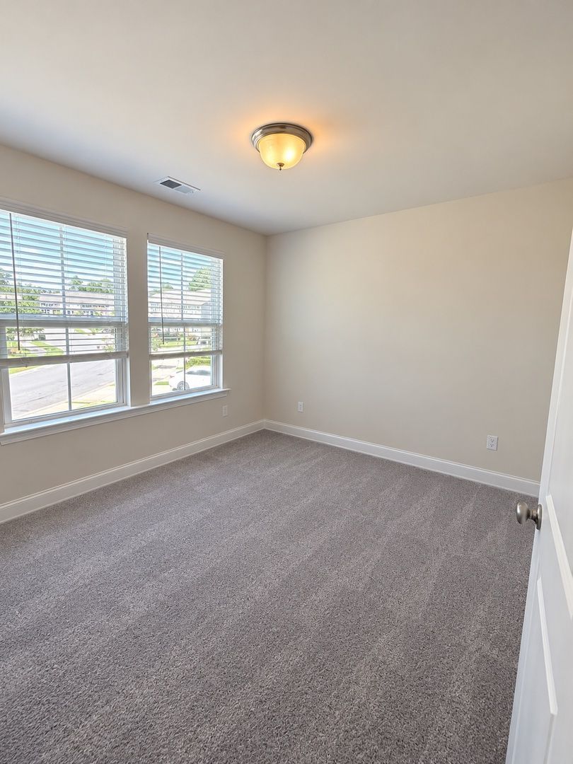 Gallery Image 15