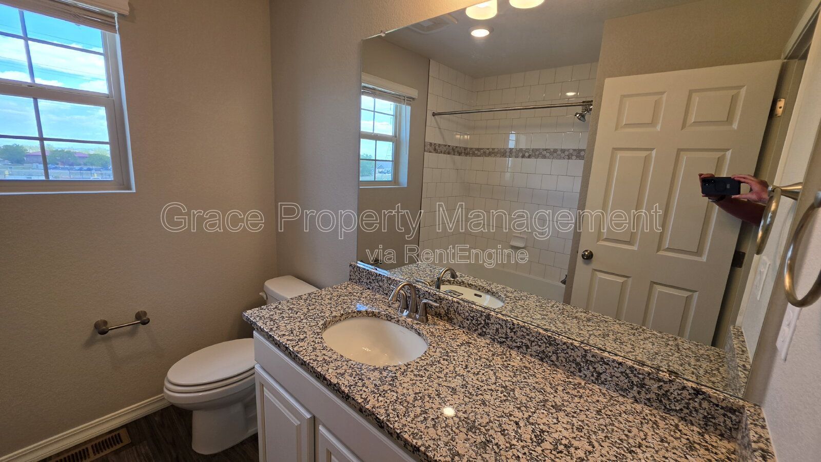 Gallery Image 17