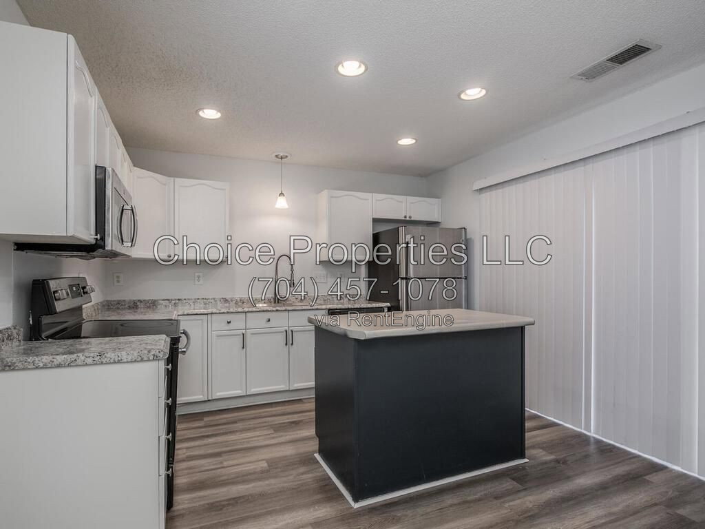 Gallery Image 8