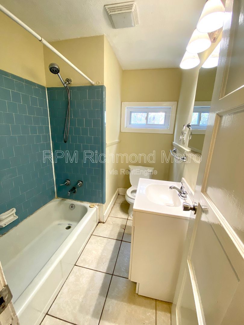 Gallery Image 16