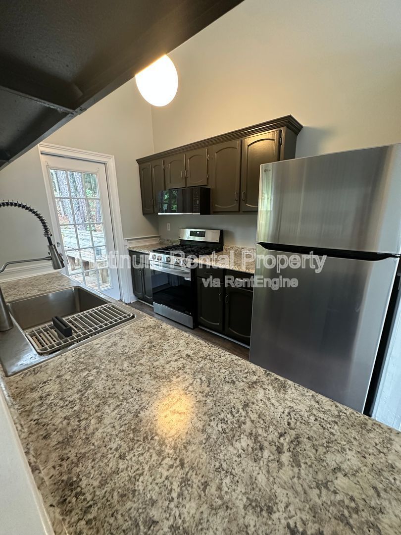 Gallery Image 7