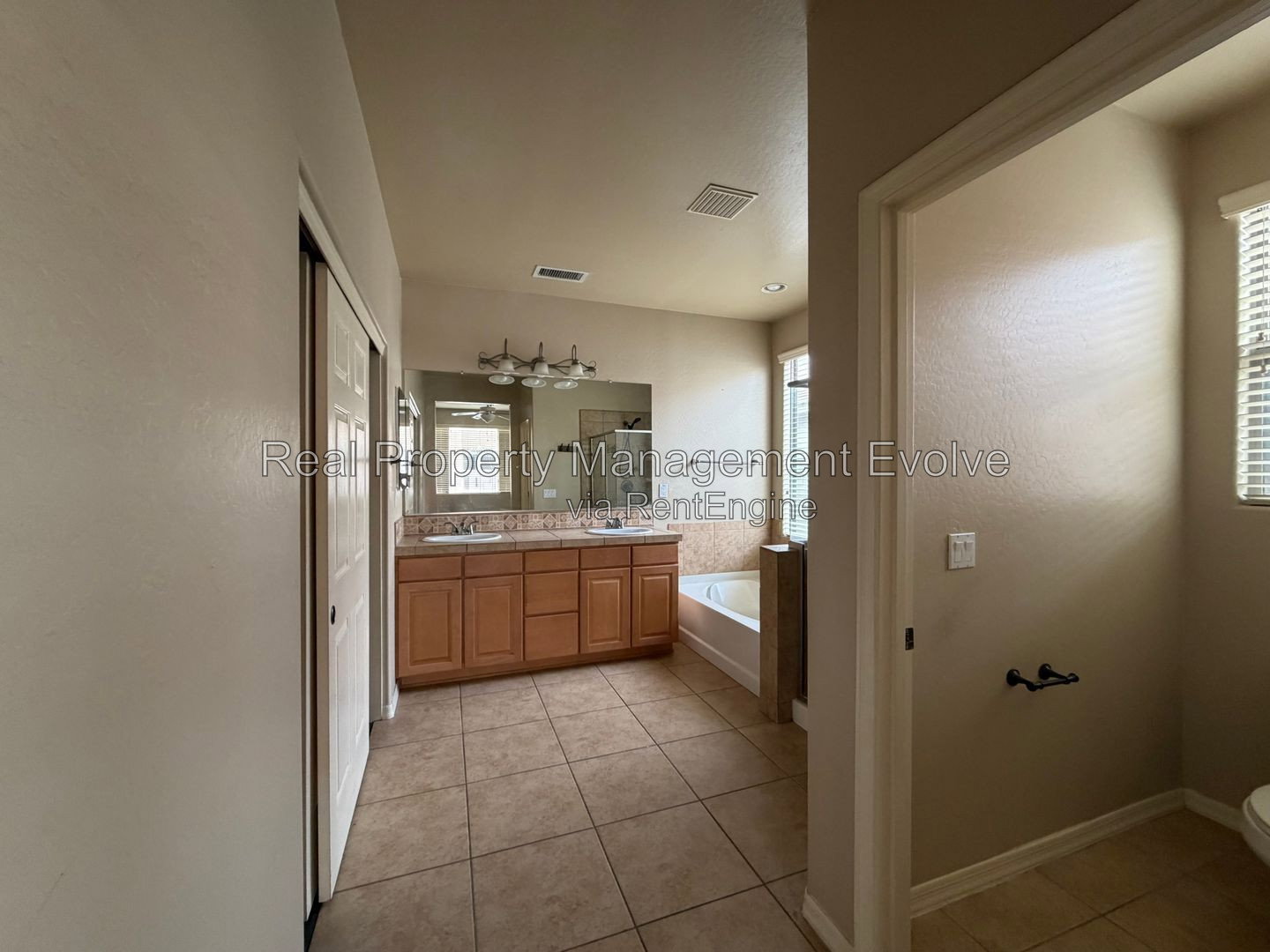 Gallery Image 21