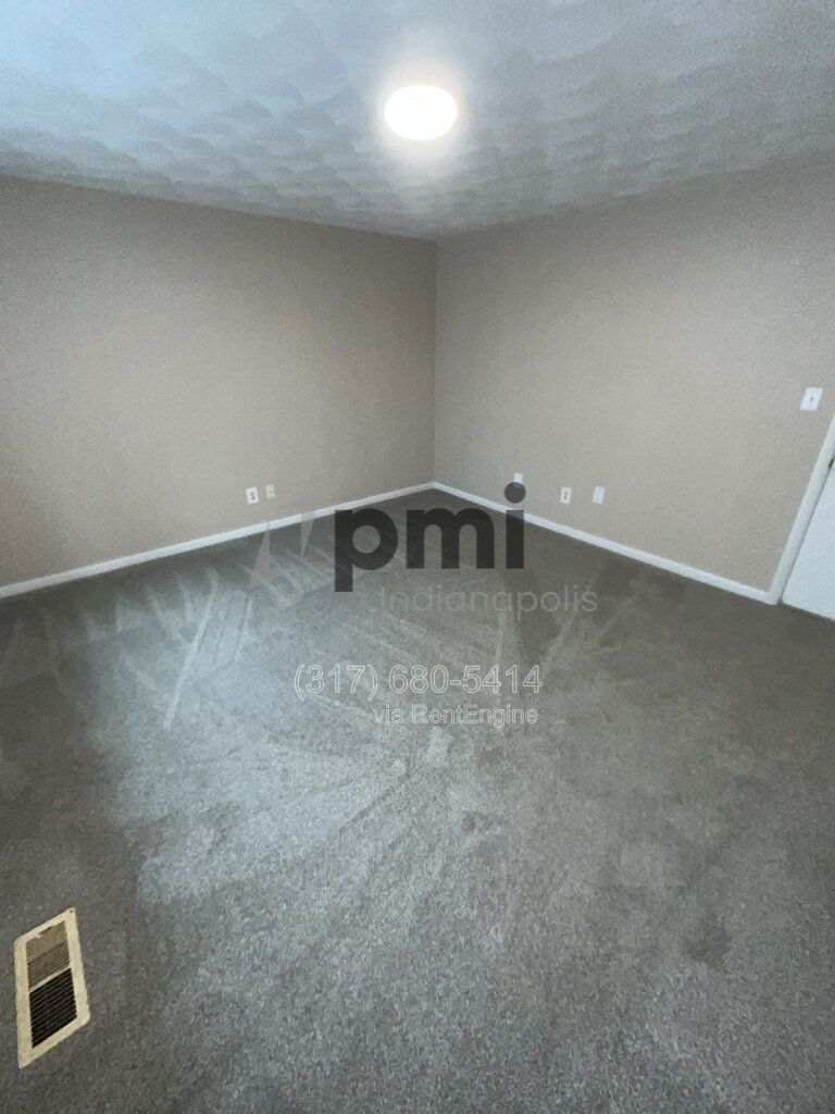 Gallery Image 18