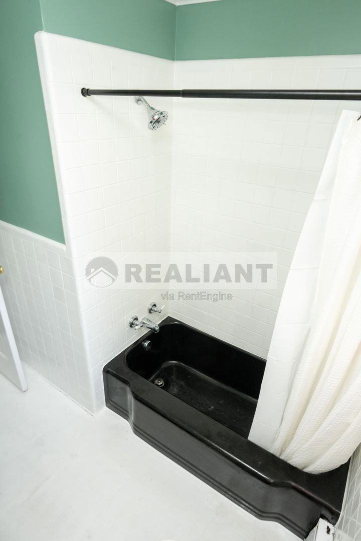 Gallery Image 21