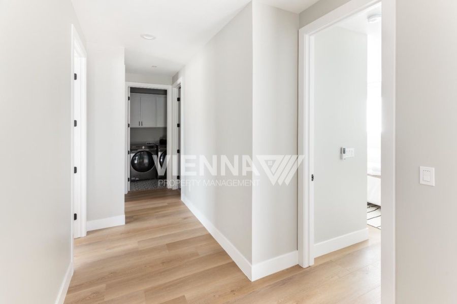 Gallery Image 44